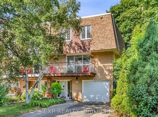 27 Tulip St #10, Oakville, ON