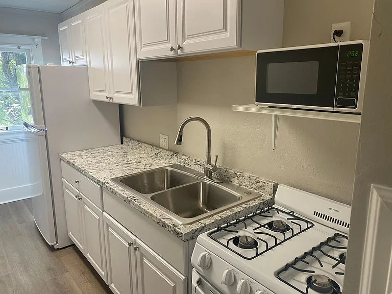 1449 S University Blvd — Photo 9