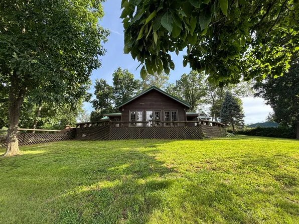 5615 N Sugar Creek Rd, Olney, IL 62450