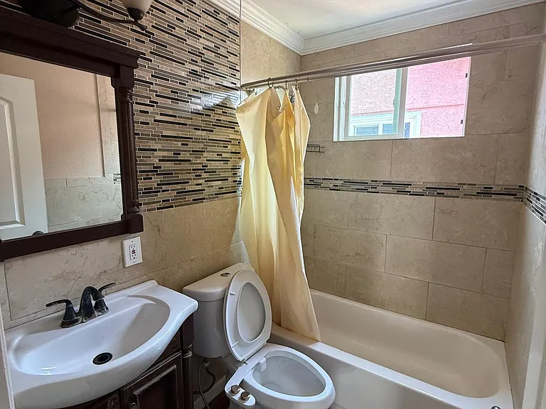 Monterey Way — Photo 23