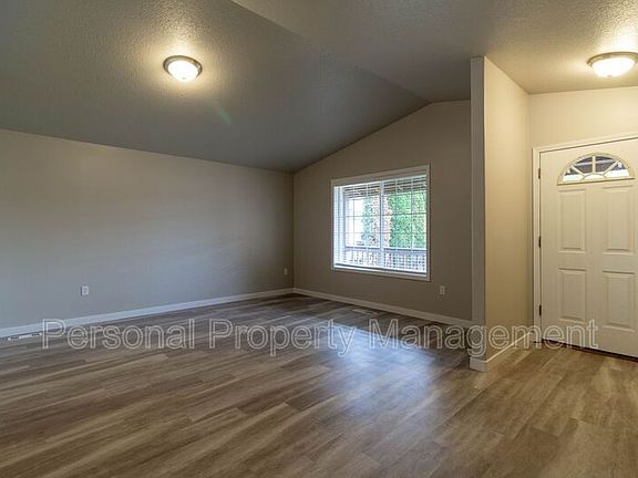 2nd image of 10028 NE 19th St