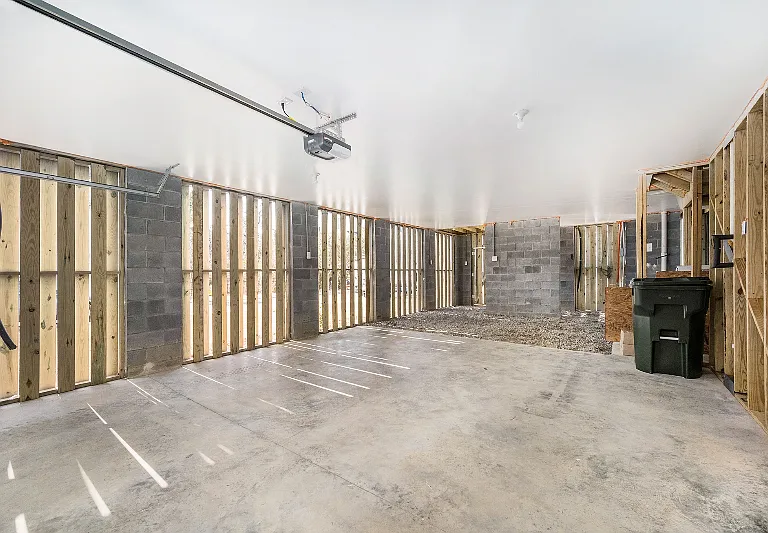318 Lanyard St — Photo 19