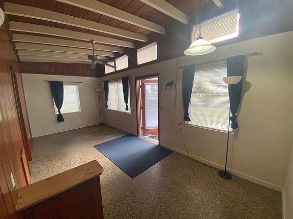 5th image of 2335 15th Ave APT 5