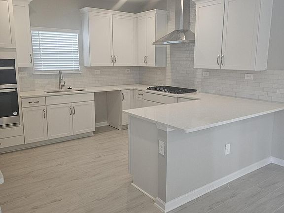5th image of 44 FARMFIELD Drive #66