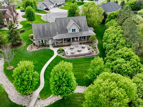 313 Highland Dr, Milbank, SD 57252