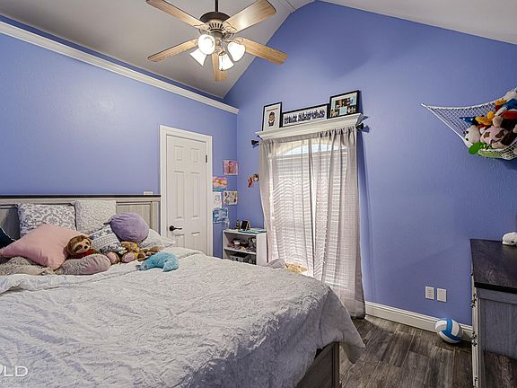 5th image of 1028 Cressmont St