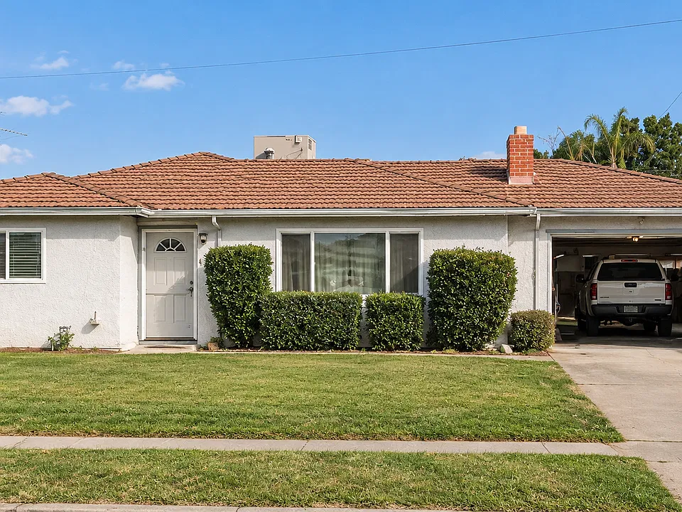 4380 N Sunnyside Ave