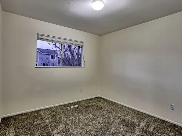 1137 Timber Ln, Fort Collins, CO 80521