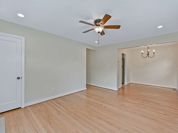 4th image of 604 Garren Ave