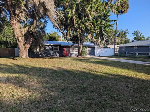 97 Risher Ave, Inglis, FL 34449