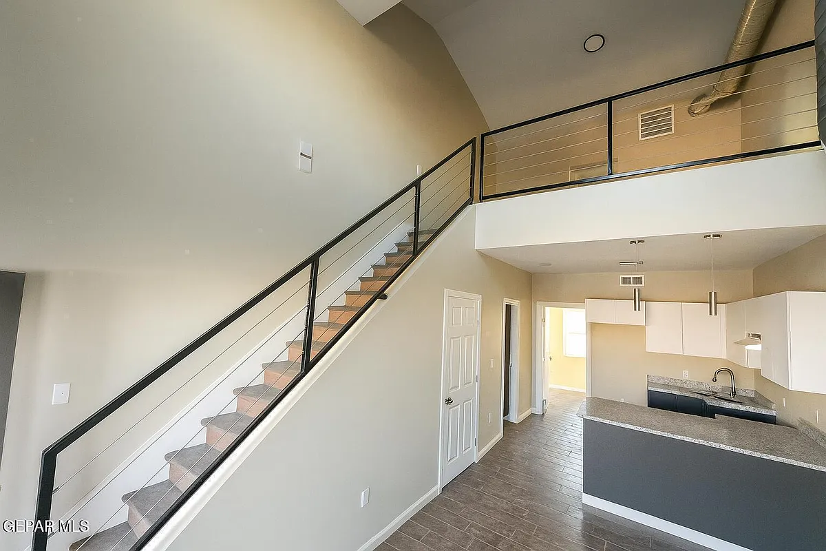 Building Photo - 3030 Pera Ave #A