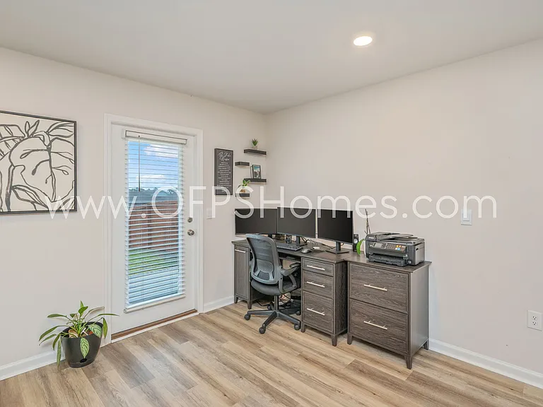 4623 Naval Ct — Photo 21
