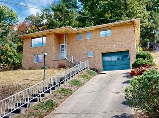 112 Larkspur Dr, Huntington, WV