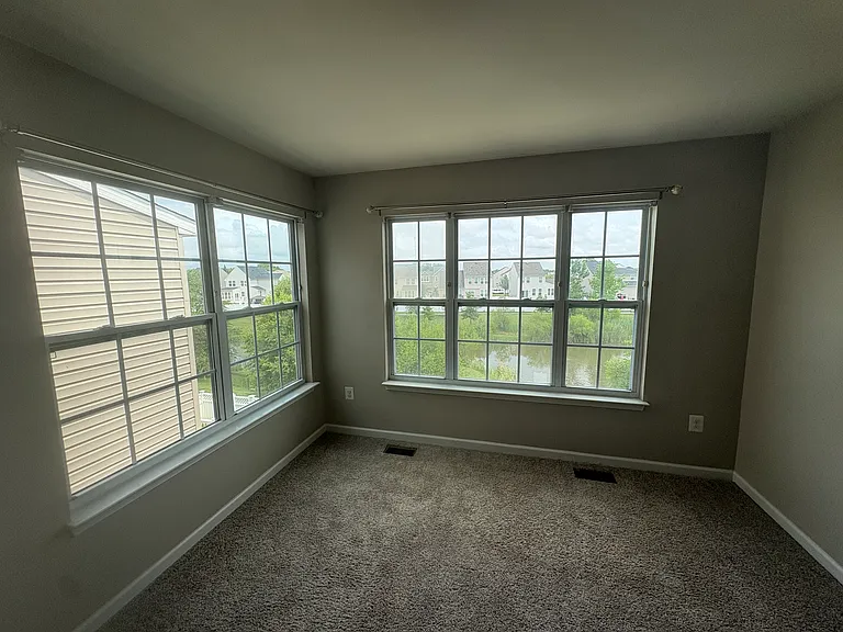 8507 Stansbury Lake Dr — Photo 15