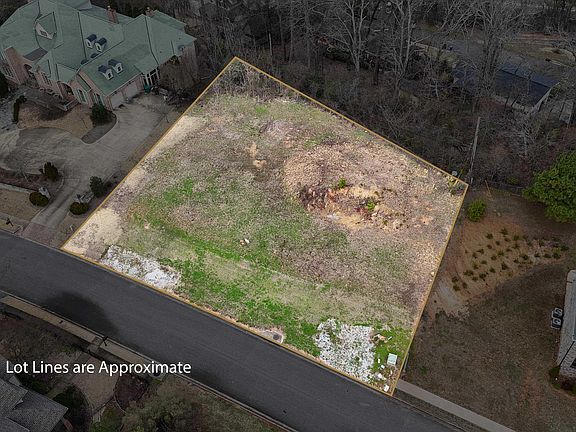 2nd image of 5220 Mountain Ridge Pkwy #1