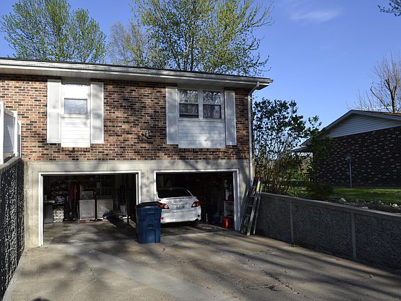 4th image of 1215 Mernie Dr
