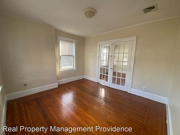5th image of 16-18 Huxley Ave #3