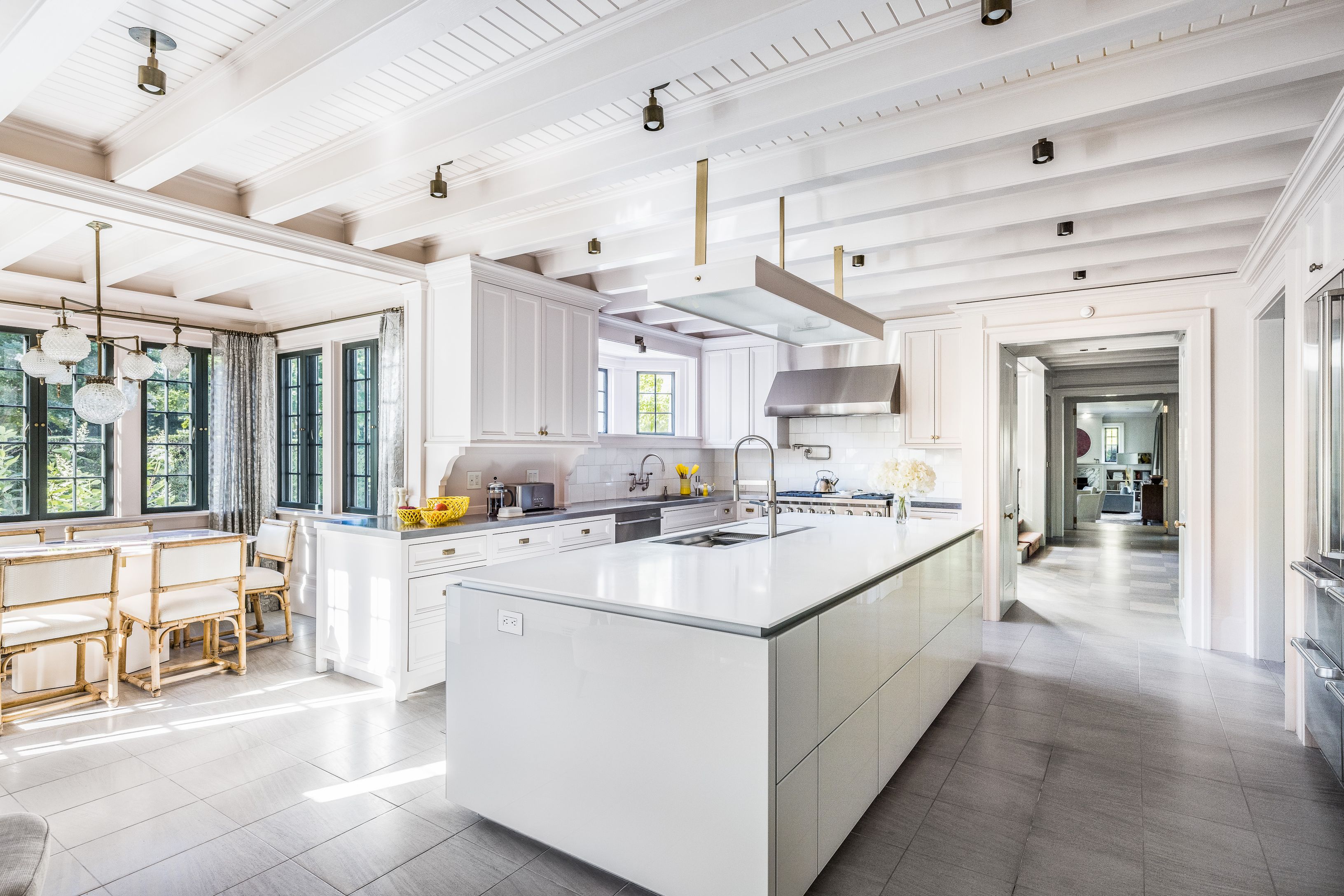 43 Lee Ave, East Hampton, NY 11937 Out East