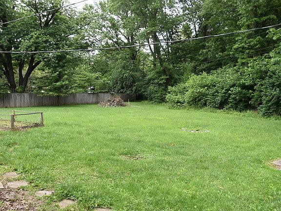 4th image of 1847 New Haven Dr