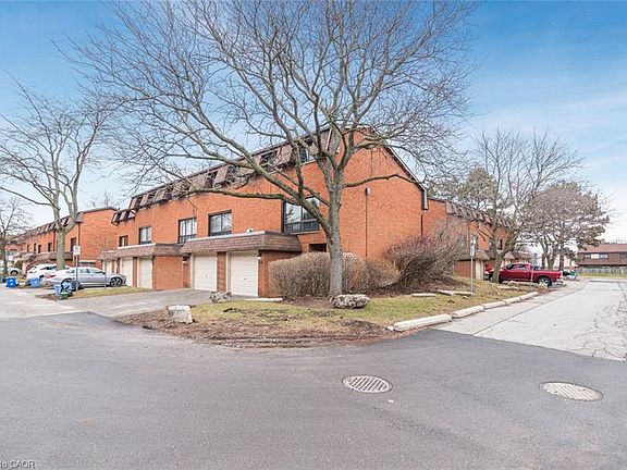 3rd image of 444 Stone Church Rd W #Q6