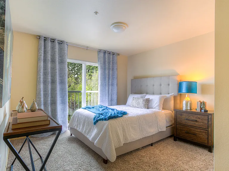 The Seasons at Lea Hill Village — Photo 21