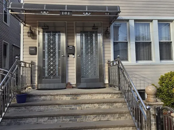 104 Clarke Ave Floor 2, Jersey City, NJ 07304