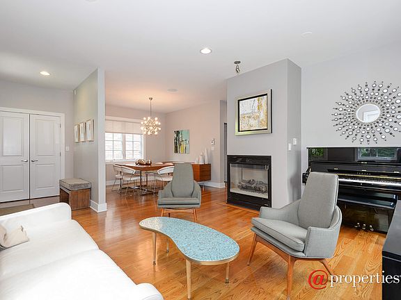 Living Room / Dining Room