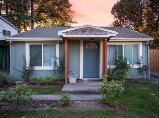 2535 SE 84th Pl, Portland, OR