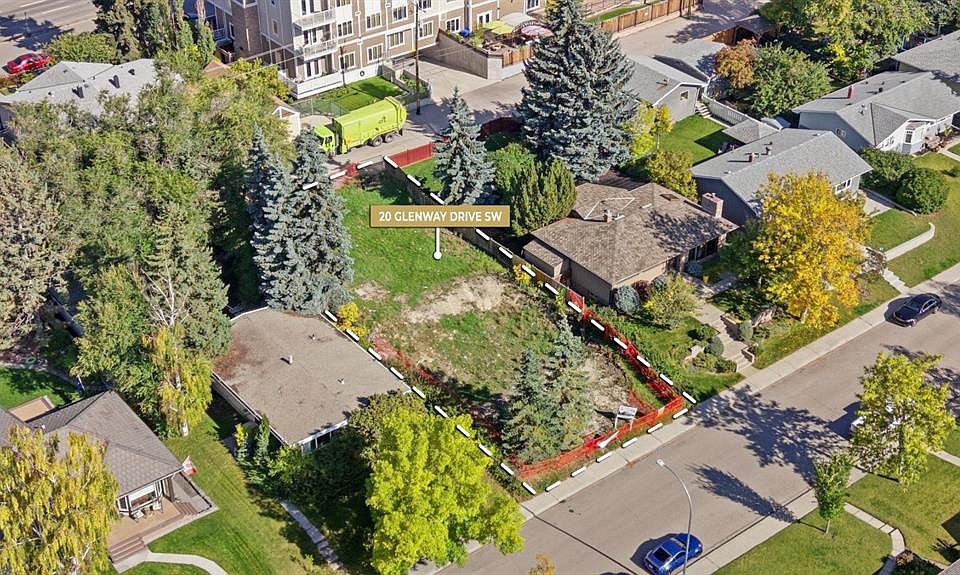 1st image of 20 Glenway Dr SW