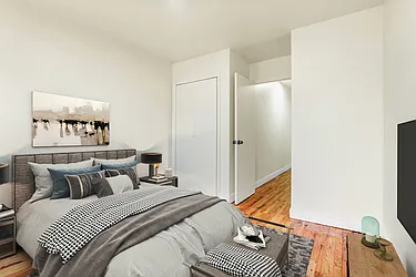 Rented by R New York