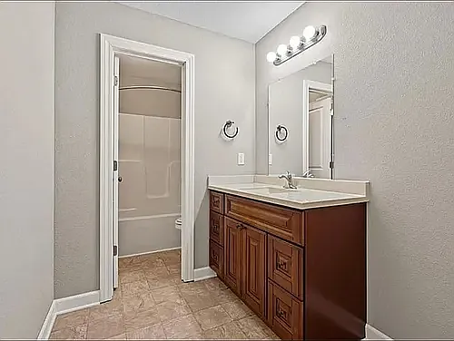 10512 Clubhouse Dr — Photo 9