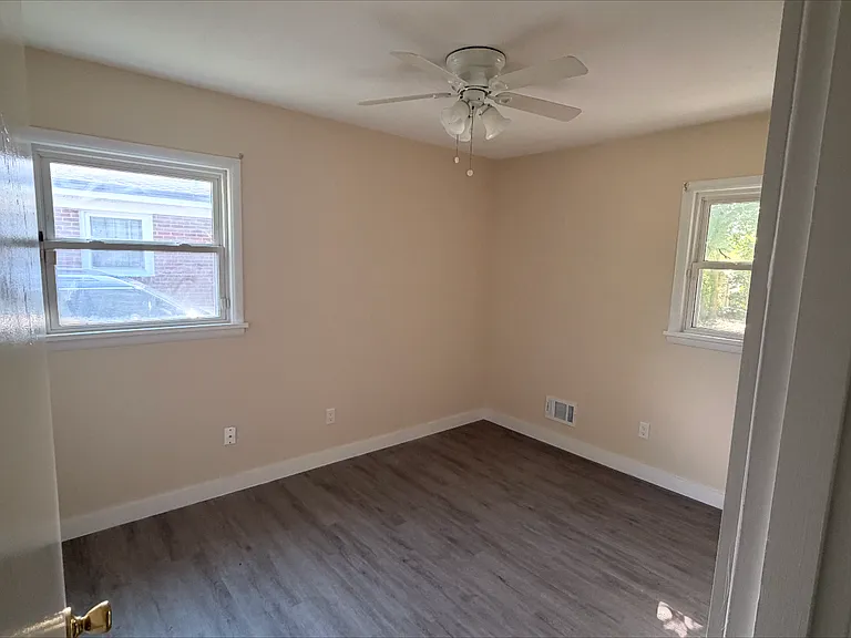 6006 Catheen Way — Photo 8