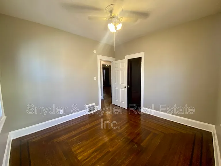 418 Crestwood Ave #1 — Photo 17