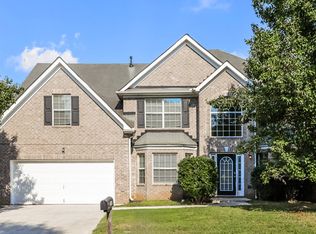 369 Kentwood Springs Dr, Hampton, GA 30228