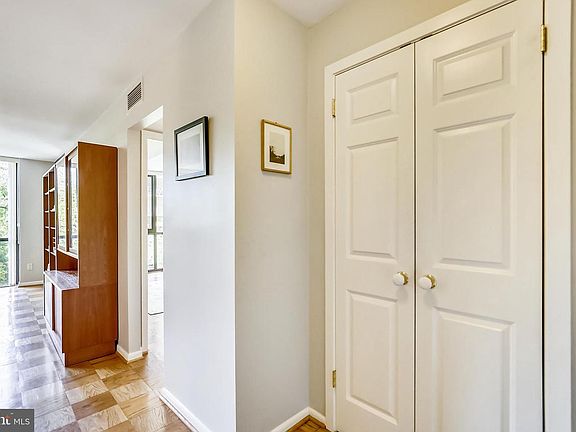 2nd image of 4620 N Park Ave APT 608W