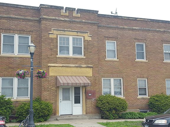 3rd image of 605 N Main St APT 7