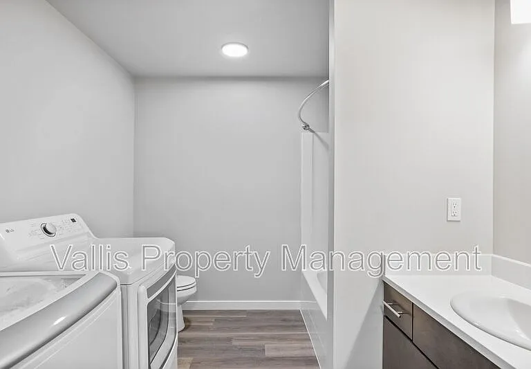 4374 Fisher Rd NE #204 — Photo 23