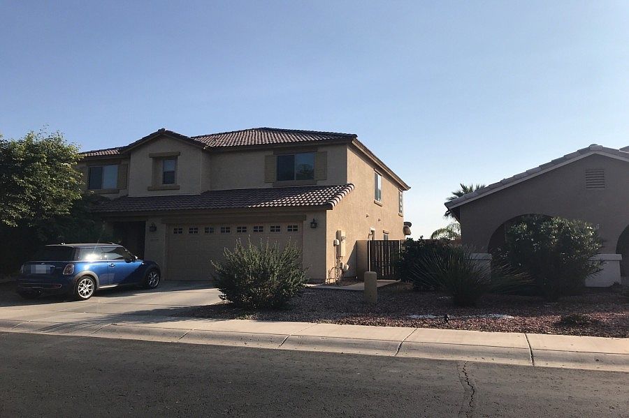 2nd image of 45529 W Dutchman Dr