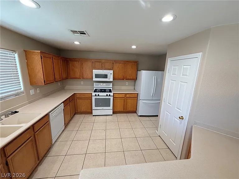 3528 Laguna Veneta Ave — Photo 22