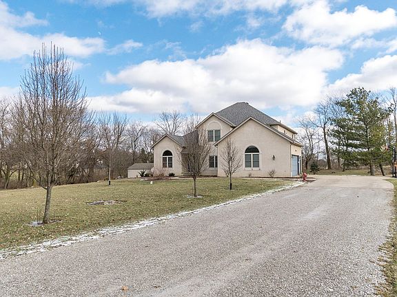 3rd image of 8831 Castleview Pl NW