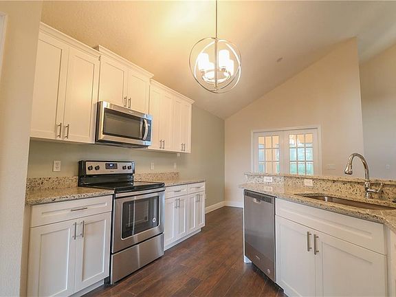 2nd image of 2803 Crane Trace Cir