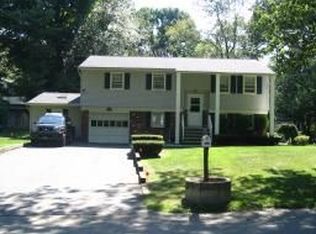 33 Evergreen Rd, Hewitt, NJ 07421