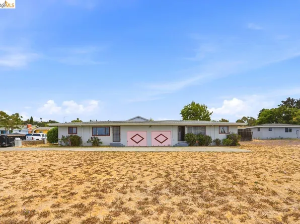 207 Holly St, Vallejo, CA 94589