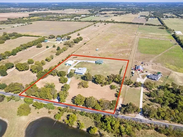 3050 Wolf Front Rd, Van Alstyne, TX 75495