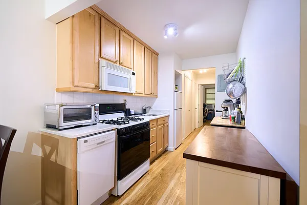 Sold by Compass | media 11