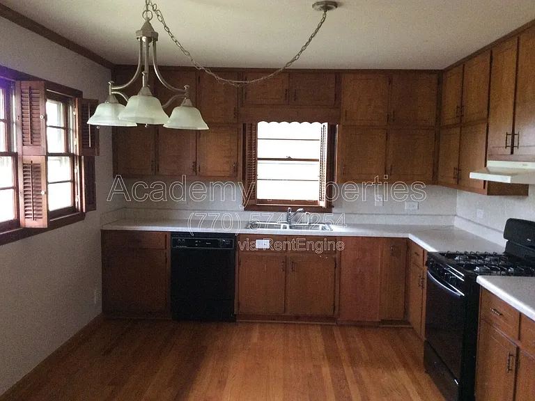 209 Decatur Rd — Photo 6