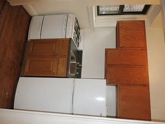 Rented by 311 Realty | media 11