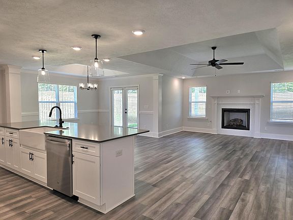 3rd image of 7364 Paisley Circle