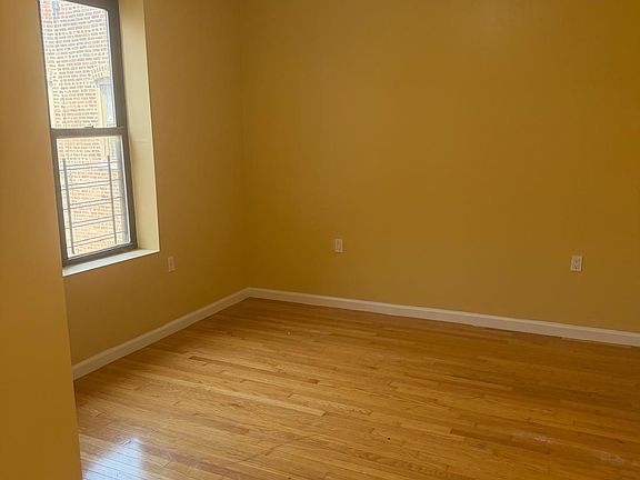 4th image of 566 W 190th St APT 5C