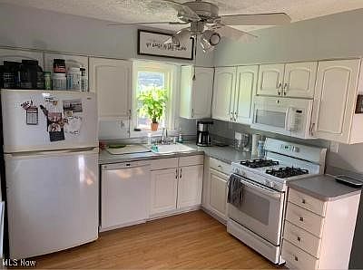 3rd image of 1500 Lauderdale Ave
